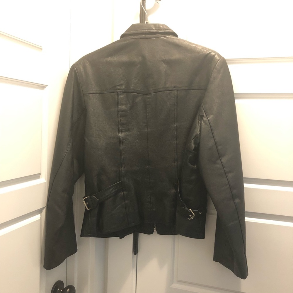 💖 VINTAGE MAURICES BLACK LEATHER JACKET w/ buckle details - PRISTINE! Size L - Picture 9 of 16